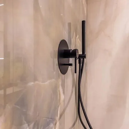 Daire Caravaggio Luxe Milano